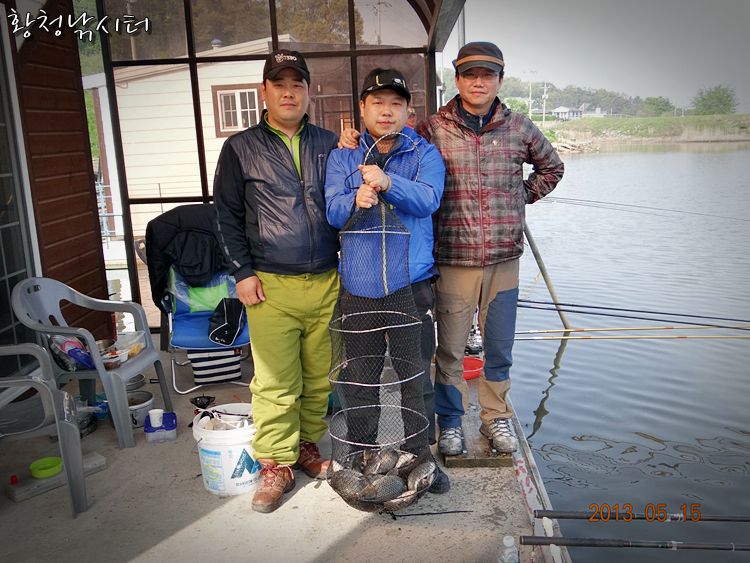 [황청낚시터]수상좌대/노지 모두 연타석 호조황입니다